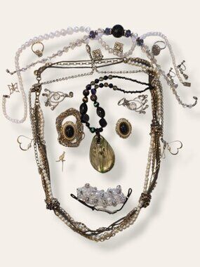 ITZEL - Vintage Jewelry Lot - 068